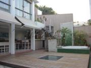 Casa no Jardim São Bento, de 580 m². com 2 salas, 5...