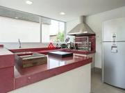 Casa no Pacaembu 687 m² 5 Quartos sendo 4 Suítes,...