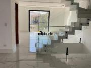 CASA NO PORTAL DOS IPÊS EM CAJAMAR COM 3 SUÍTES E PISCINA