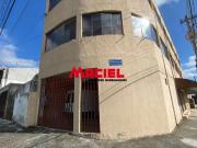 CASA NO RESIDENCIAL GALO BRANCO PRÓXIMA A RODOVIA DUTRA