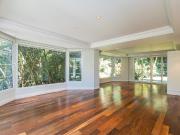 Casa no Vista Alegre de 534.89 m² com 5 quartos