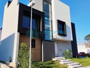 Casa nova, 2 suítes, em condomínio