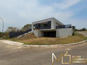 Casa nova 3 suítes, 270m, Cond Quatro Estações no Jardim...