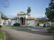 CASA MARAVILHOS COM 5 SUÍTES EM CONDOMÍNIO ALTO PADRÃO...