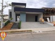 Casa nova á venda Condomínio Campos do Conde