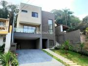 Casa nova à venda no Condomínio Vila Verde com 3 suítes,...