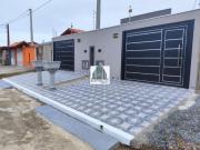 CASA NOVA À VENDA NO TUPY EM ITANHAÉM PISCINA E AREA GOURMET