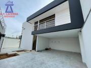 Casa nova com 03 suítes Bairro Ibituruna