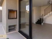 Casa NOVA com 161m2 privativos, 3 Quartos, 2 Vagas,...