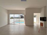 Casa nova com 3 quartos e suíte no Terra Madre