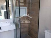 Casa nova com 3 suítes, piscina e escritório no...