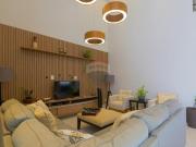 Casa nova com 4 quartos e 4 Suítes Piscina e Energia...