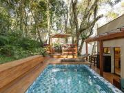 Casa à venda em condomínio, 3 suítes | Santa Felic