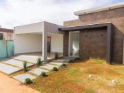 Casa nova com Habite se no Condomínio Le Jardin no...