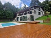 CASA NOVA COM LINDA VISTA DA REPRESA NO CONDOMÍNIO...