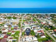 Casa Nova com Piscina, 3 dormitórios à venda, 117 m² por...