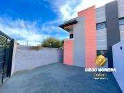 Casa nova com piscina â ltima unidade!