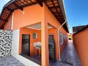 Casa nova com piscina e 2 dormitórios a venda em Itanhaém