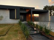 Casa nova Cond. Mini Chacaras do Lago sul 2 suites