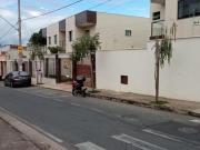 Casa nova e moderna, localizada no bairro Santa Amélia,...