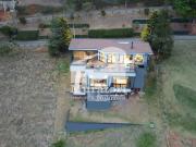 Casa nova em Condomínio