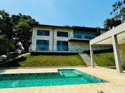 Casa nova em condomínio em Atibaia SPEstudamos permuta...