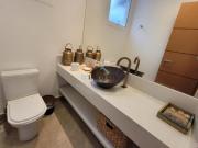 CASA NOVA, EM CONDOMINIO PÉ NA AREIA NO CANTO DIREITO DE...