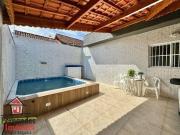 Casa nova isolada com piscina 3 quartos sendo 2 suíte à...