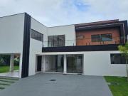 Casa Nova Moderna duplex com 4 quartos 2 suítes Alto...