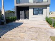 Casa nova no Condominio Nova Ipanema Garden na Hipica em...