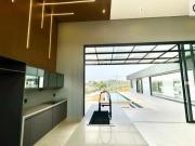 Casa nova para venda ou locação no condomínio Terra...