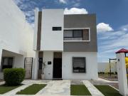Casa Nueva al Nte de la Torreón Paseo Aurea