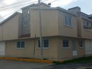 CASA NUEVA AMPLIA EN VENTA EN ESQUINA COL. OCHO CEDROS...