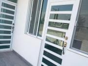 Casa nueva con 2 departamentos