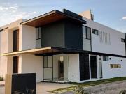 CASA NUEVA CON 4 HABITACIONES UNA EN PLANTA BAJA