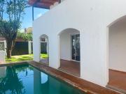 CASA NUEVA, CON ALBERCA, EN TLAYACAPAN  A 15 MIN. DE...