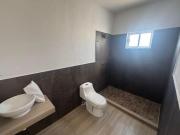 Casa nueva con excelente ubicación