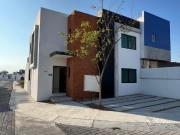 CASA NUEVA CON RECAMARA EN PLANTA BAJA
