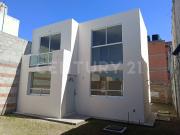 CASA NUEVA CON RECAMARA EN PLANTA BAJA Y JARDIN 180 MTS...