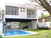 Casa nueva con vigilancia en venta en Vista Hermosa