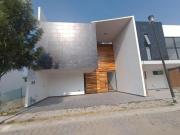 Casa Nueva de Diseñador Lomas Angelopolis Parque Colima