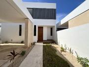 Casa Nueva de DOS PLANTAS en Cholul, Mérida Yucatán