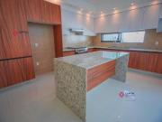 Casa NUEVA de lujo en venta en coto Novaterra Zona Real