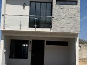 Casa Nueva de Lujo en Venta en Vitana Residencial, Zapopan