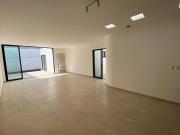 CASA NUEVA DE UNA PLANTA EN VENTA EN CUMBRES DEL LAGO,...