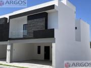 Casa nueva en Apodaca, N.L