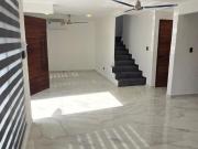 Casa nueva en Av Kanah Centro