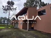 CASA NUEVA EN AVANDARO CON VISTA AL LAGO