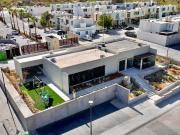 Casa nueva en Cabo San Lucas · 4 rec, gym y acceso...