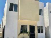 CASA NUEVA EN CIRCUITO AL ORIENTE DE LA CIUDAD DE...